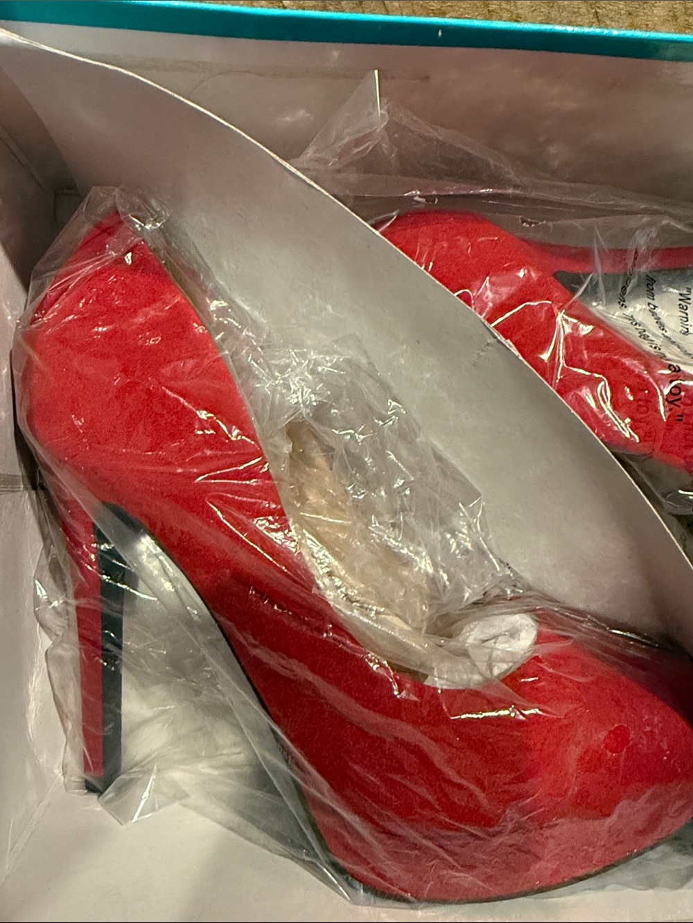 Gorgeous Red Stiletto Heels NWT